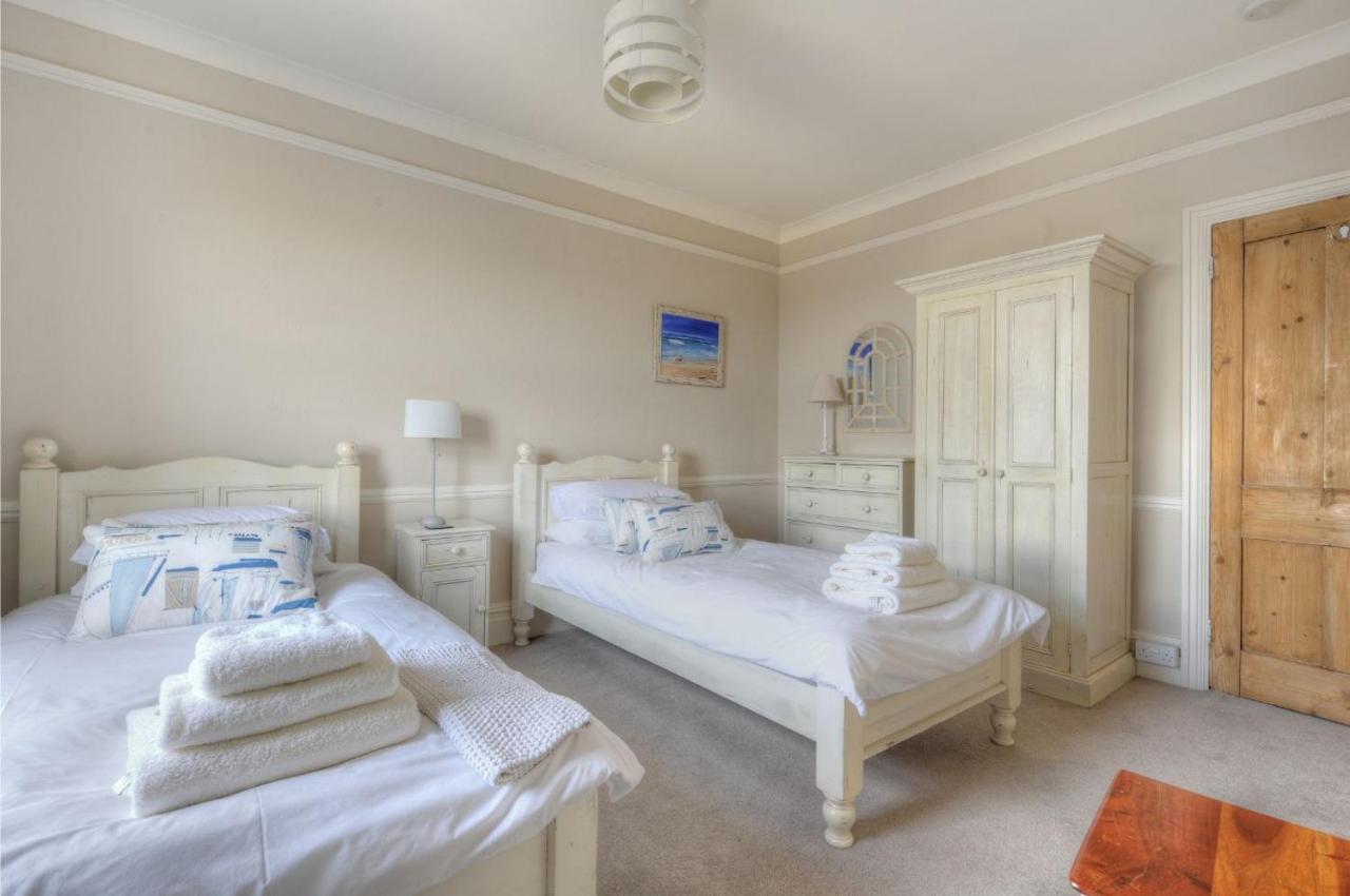 2 Hadleigh Villas Λάιμ Ρέγκις Εξωτερικό φωτογραφία