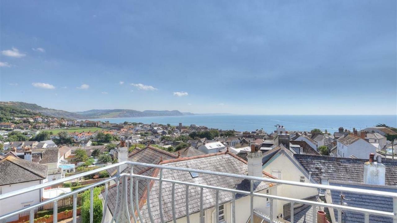 2 Hadleigh Villas Λάιμ Ρέγκις Εξωτερικό φωτογραφία