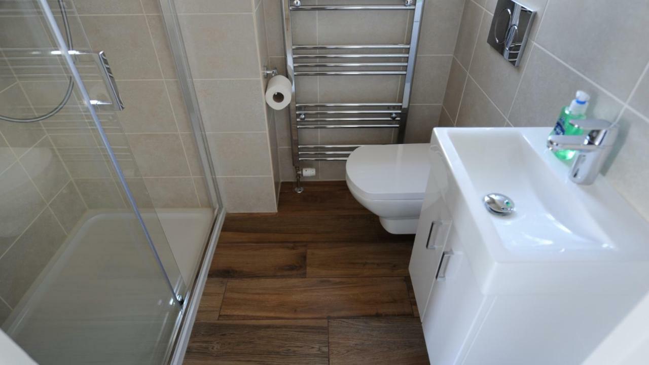 2 Hadleigh Villas Λάιμ Ρέγκις Εξωτερικό φωτογραφία